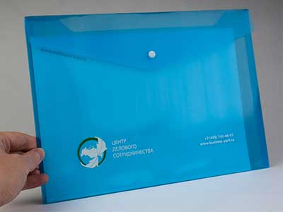 Брендированная пластиковая папка конверт на кнопке