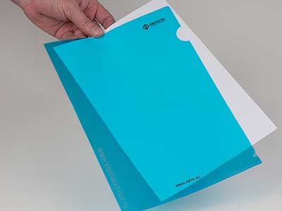 Папка уголок синего цвета с логотипом напечатанным шелкотрафаретом